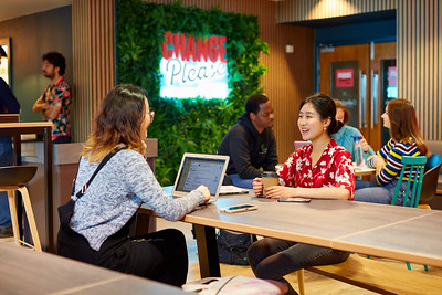 全新2025学生手册